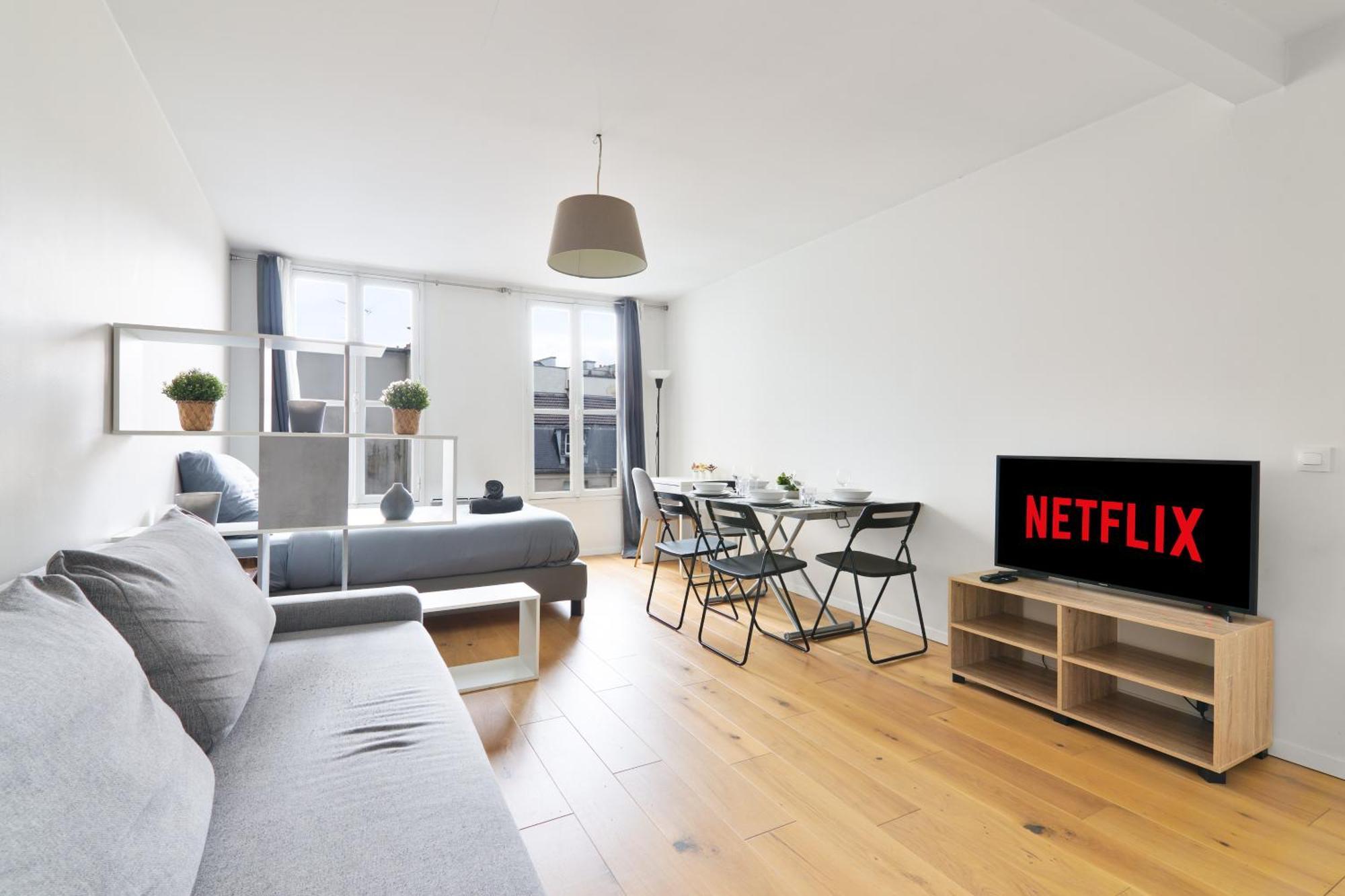 - Quartier Champs-elysees 5 Free Netflix * Parigi
