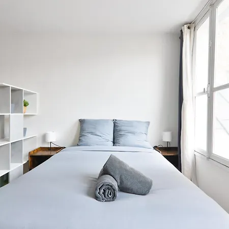 - Quartier Champs-elysees 5 Free Netflix Parigi